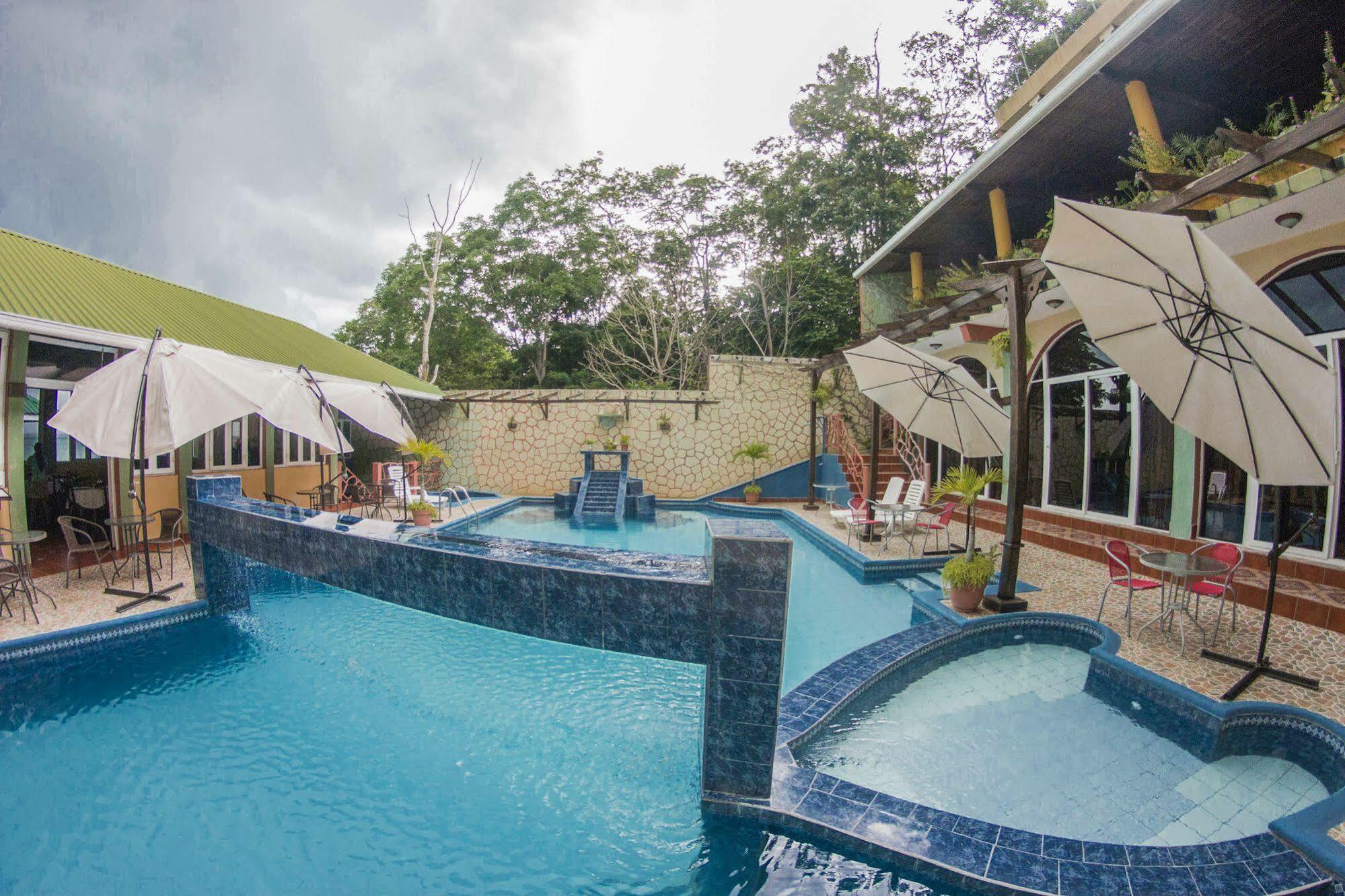 Hotel Ribiera Del Lago Peten Itza San Roman Exteriör bild