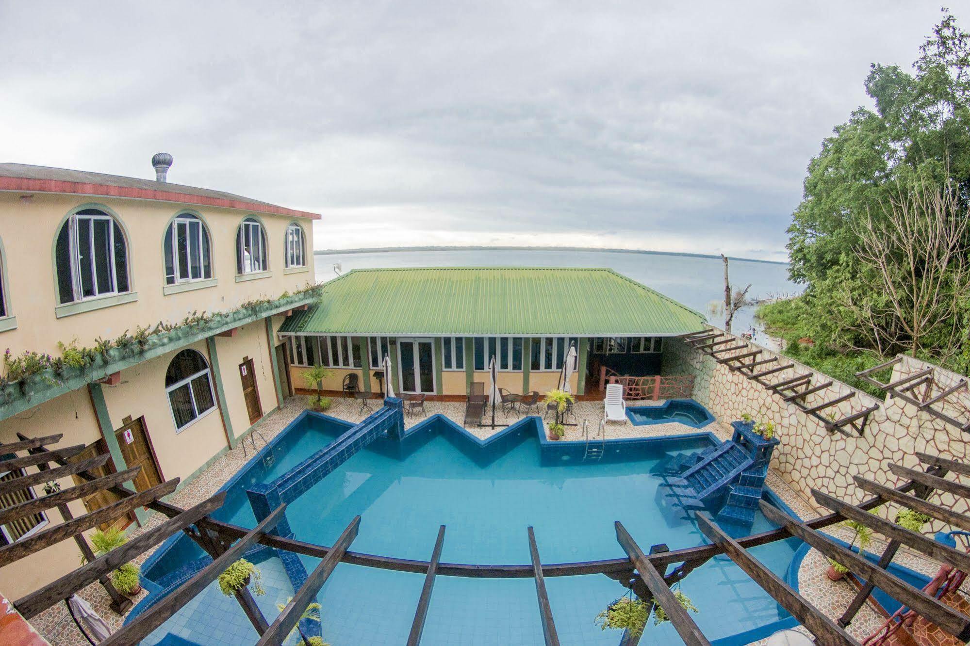 Hotel Ribiera Del Lago Peten Itza San Roman Exteriör bild